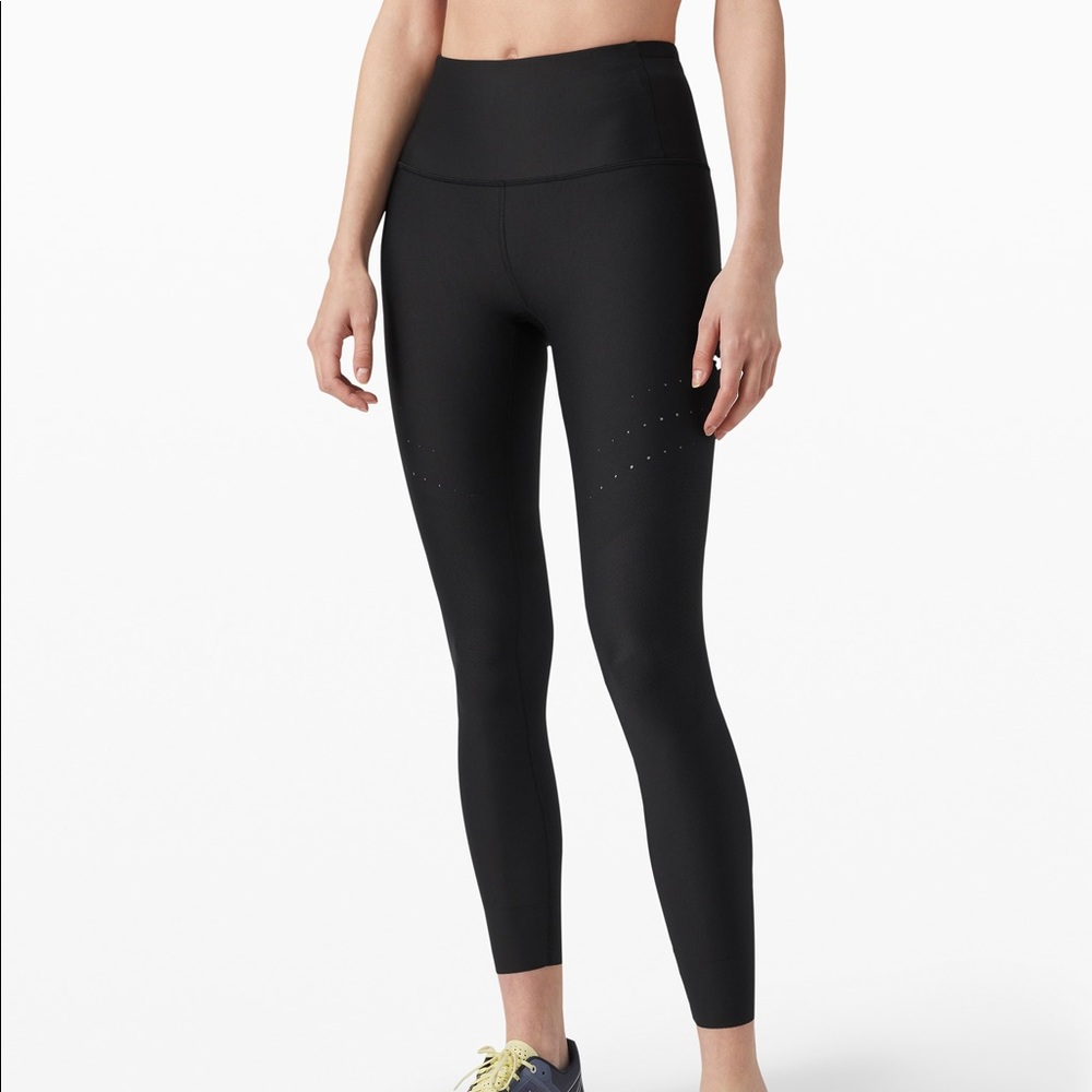 NWT Lululemon Zoned In HR Tight 27”